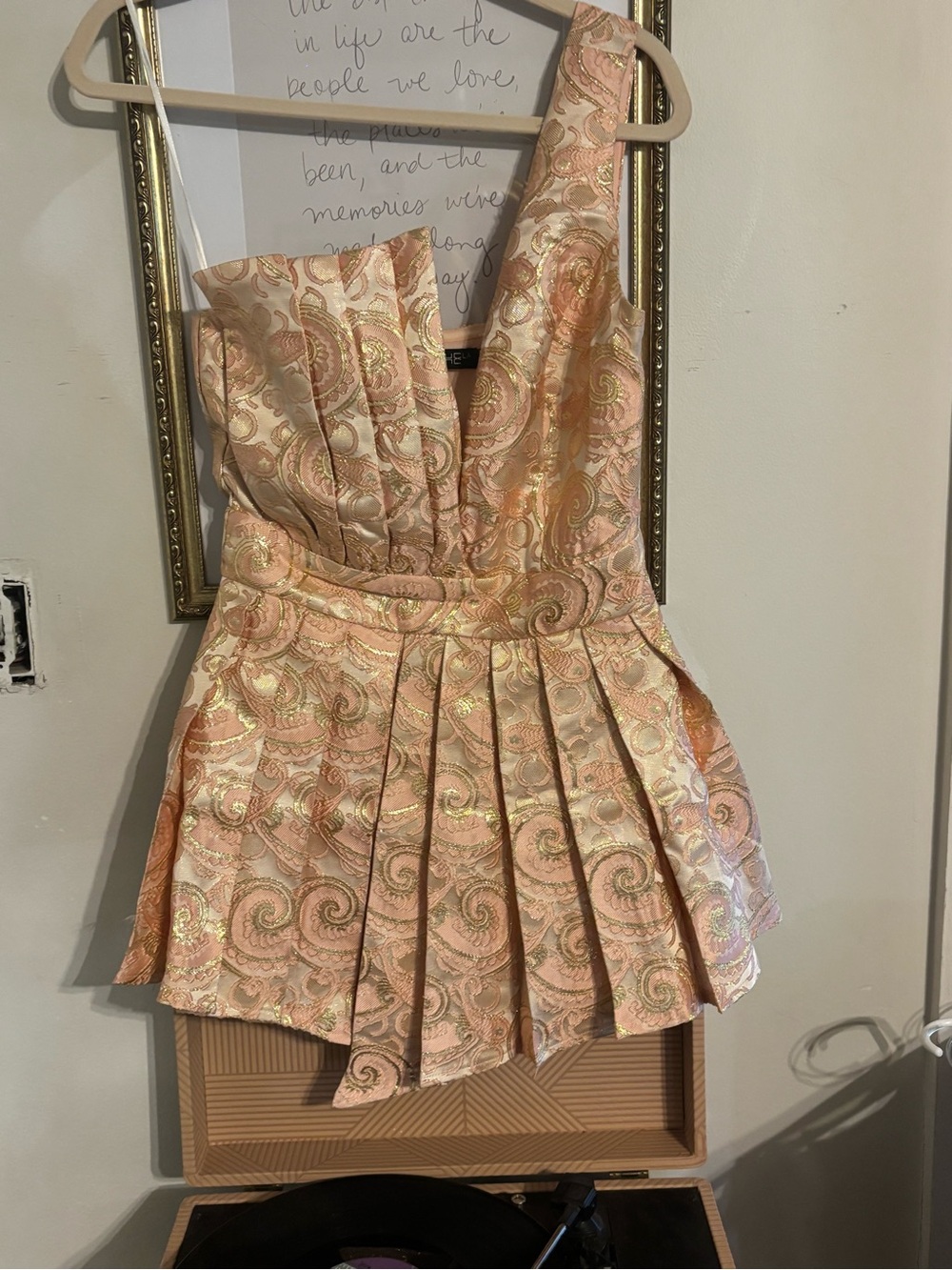 Girls' Peach Pink Gold Brocade One-Shoulder Party Dress size m